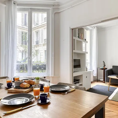 Perfect T2 At The Foot Of The Eiffel Tower-Paris 7 Apartment Exterior photo