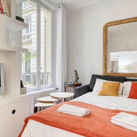 Perfect T2 At The Foot Of The Eiffel Tower-Paris 7 Apartment Exterior photo